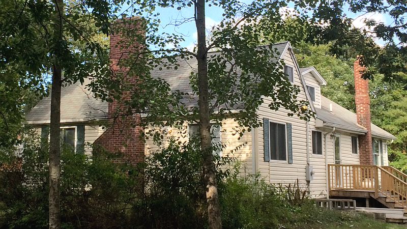 1st image of 190 Wavecrest Dr