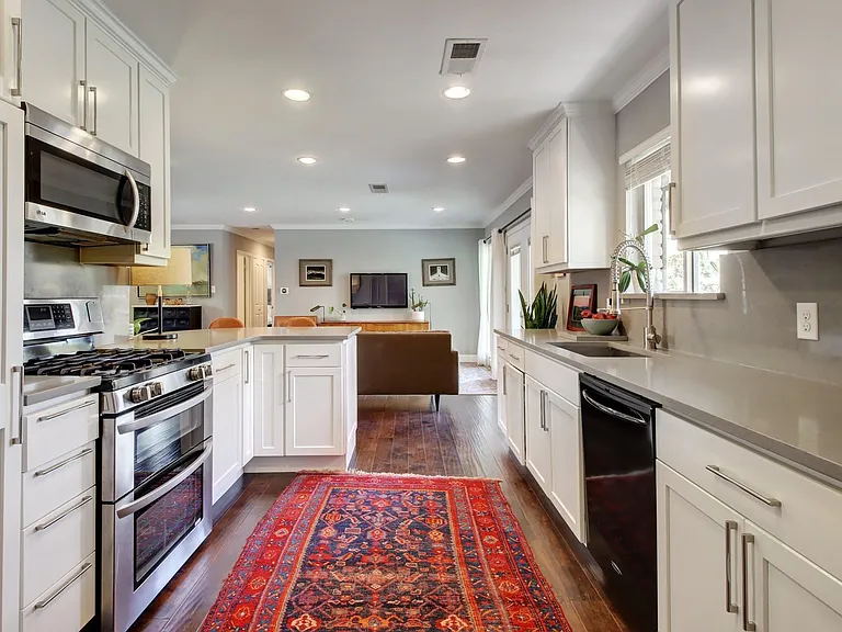 1903 Teakwood Dr — Photo 25