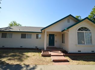 1029 1st St, Red Bluff, CA 96080