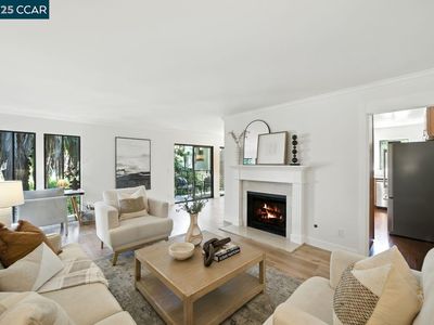 742 Wesley Way APT 2D, Oakland, CA, 94610