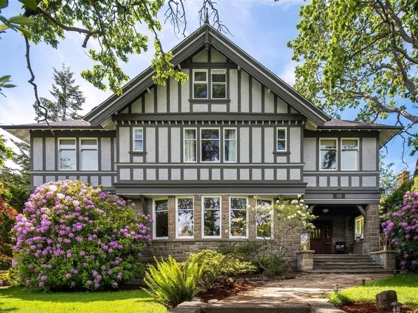 1566 Hampshire Rd, Oak Bay, BC V8R 5T5