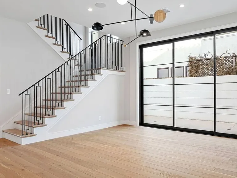 1728 S Shenandoah St — Photo 11