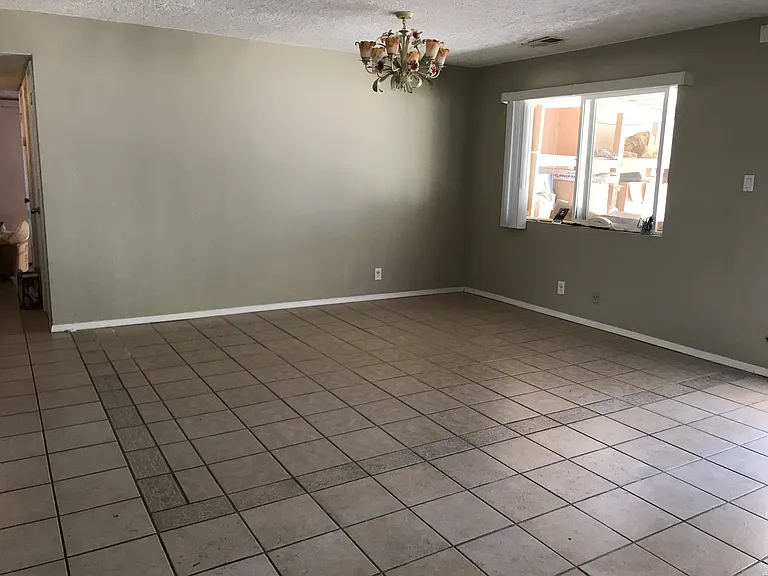 4113 Chama St NE — Photo 26