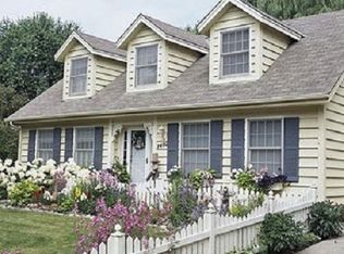 1 Long St, Webster, NH 03303