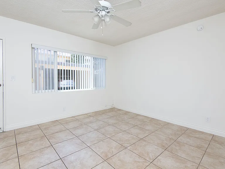 3737 Midvale Ave #3A — Photo 5