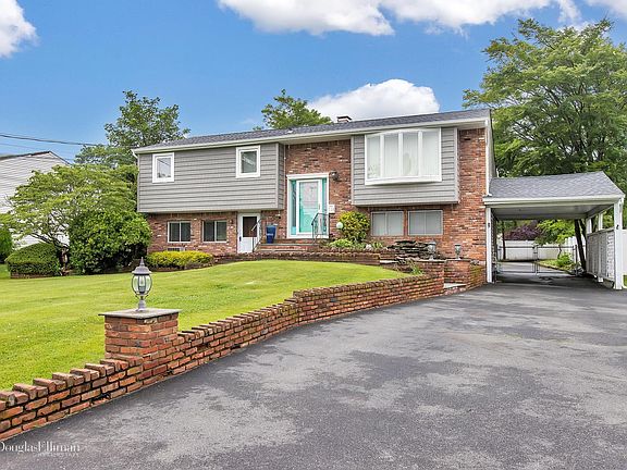 3rd image of 739 Peter Paul Dr