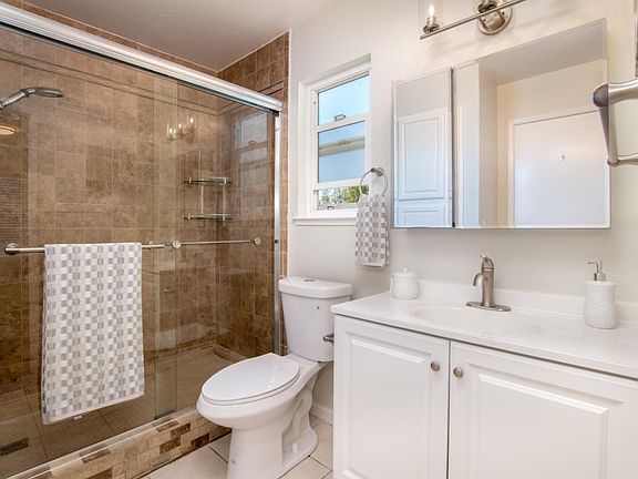 5th image of 4232 Monet Cir