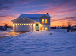 5278 Fieldstone Meadow Dr NE, Cedar Springs, MI 49319