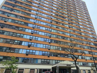 6030 N Sheridan Rd APT 404, Chicago, IL, 60660