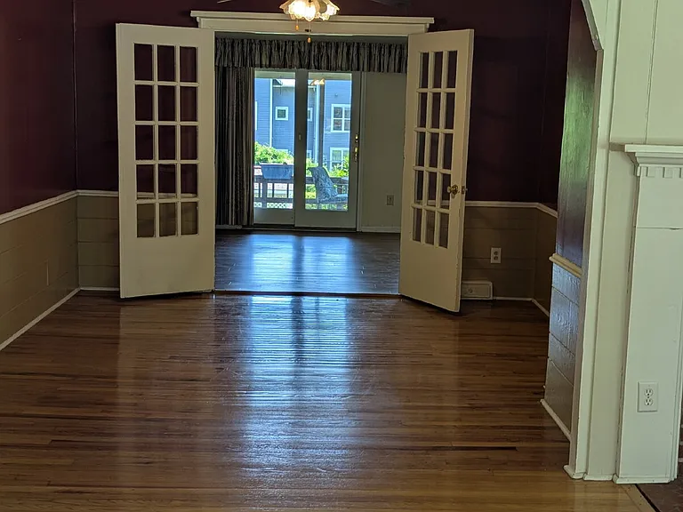 610 W Charlton St — Photo 20