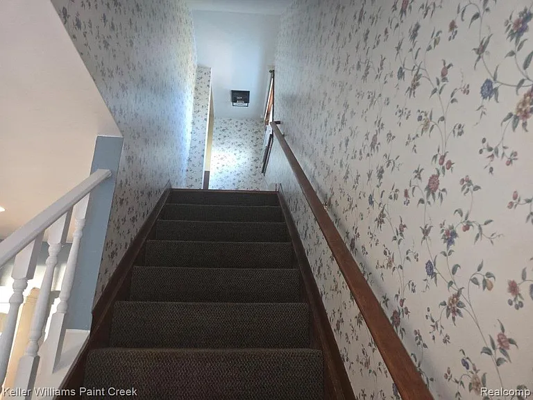 1125 S Long Lake Blvd — Photo 22