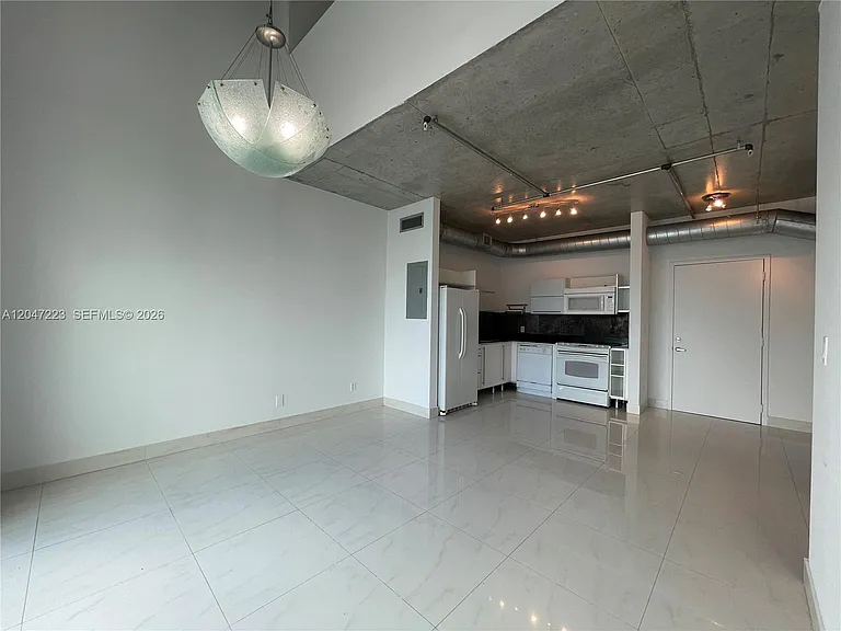 690 SW 1st Ct #3115 — Photo 20