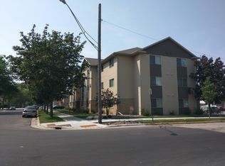 1225 Vine St APT 4, La Crosse, WI 54601