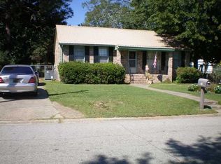 103 2nd St, Chickasaw, AL 36611