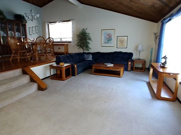 4th image of 15748 Heron Dr