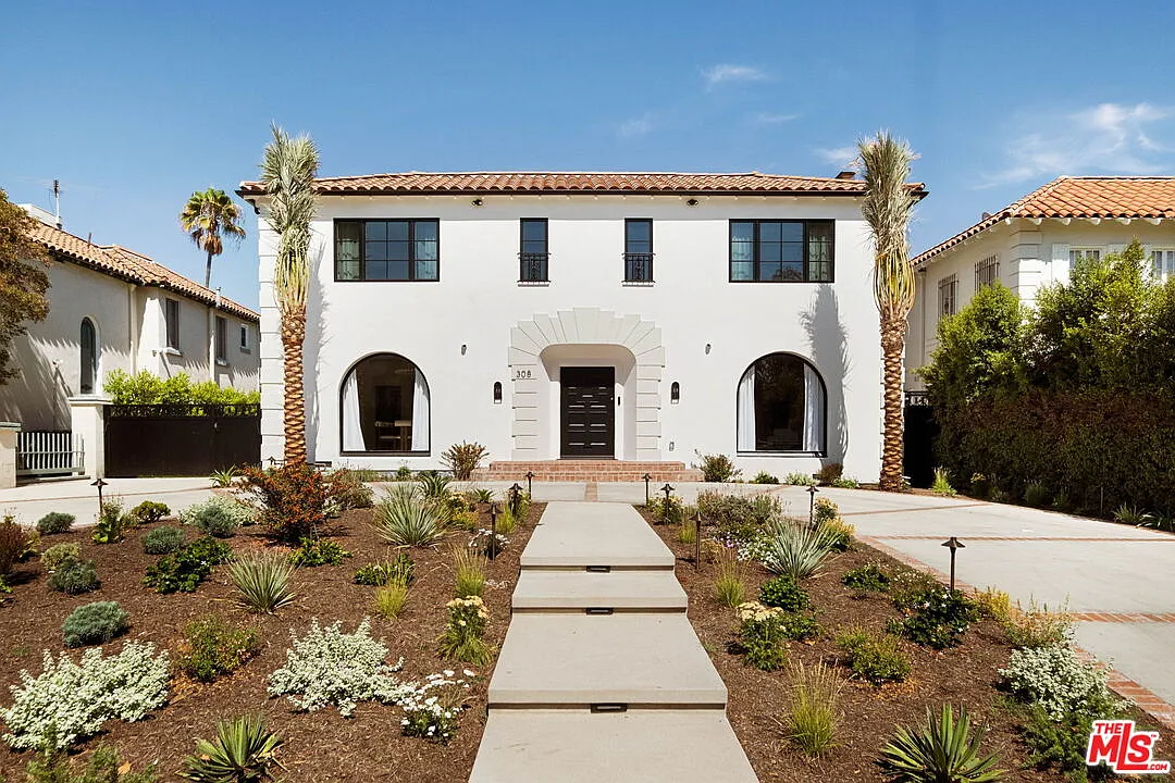 7 bed, 7.5 bath, 5040 sqft, $19,500 — Photo 3