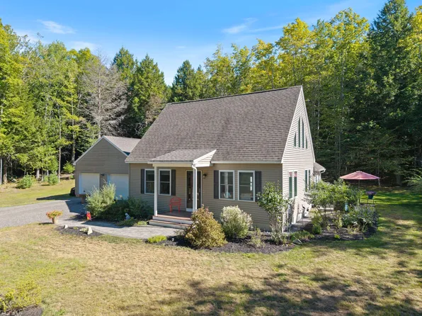 38 Safari Drive, Brunswick, ME 04011