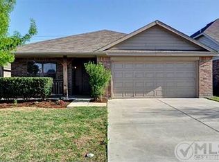 612 Stirrup Bar Dr, Fort Worth, TX 76179