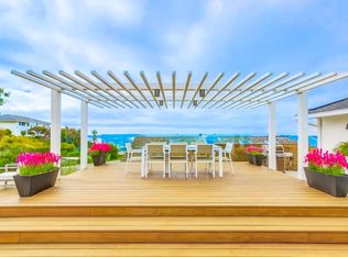 5551 Candlelight Dr, La Jolla, CA 92037