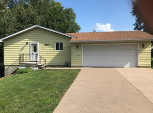 451 30th Ave, East Moline, IL 61244