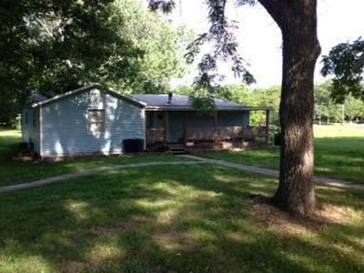 1212 Harrison Ave, Sandoval, IL, 62882