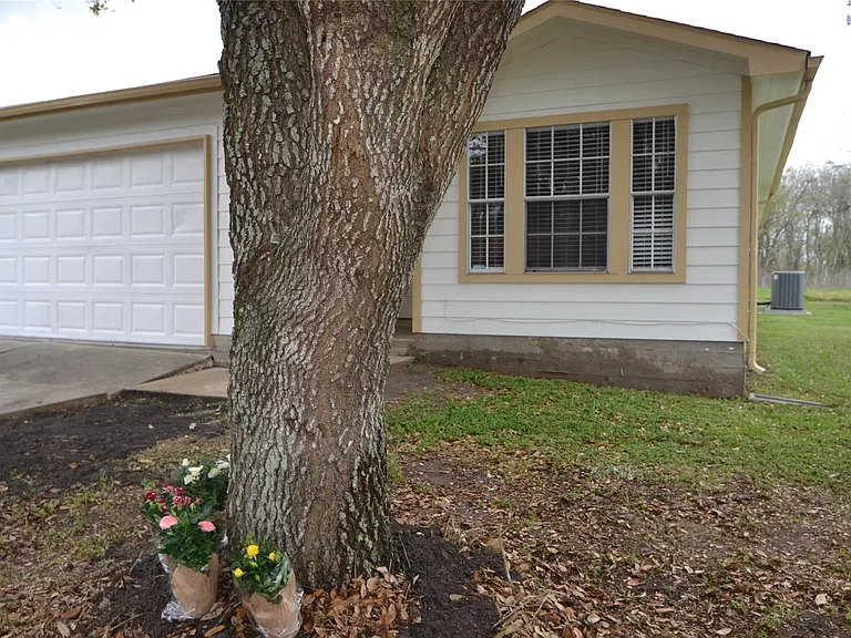 5126 Riverwood Dr — Photo 43