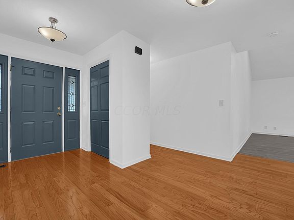 3rd image of 880 Ludwig Dr