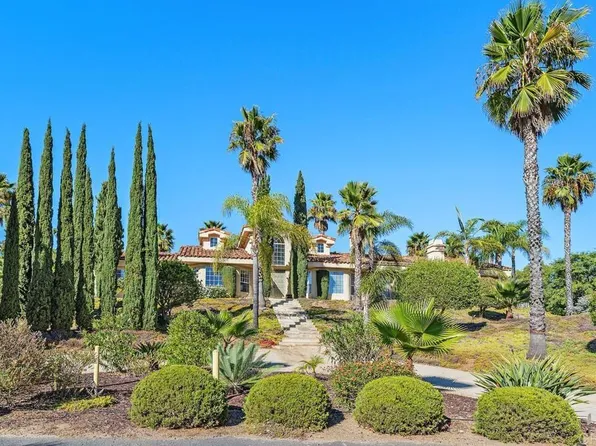 3068 Southwind Ln, Vista, CA 92084