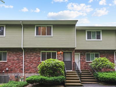 689 Churchill Drive #689, Newington, CT, 06111