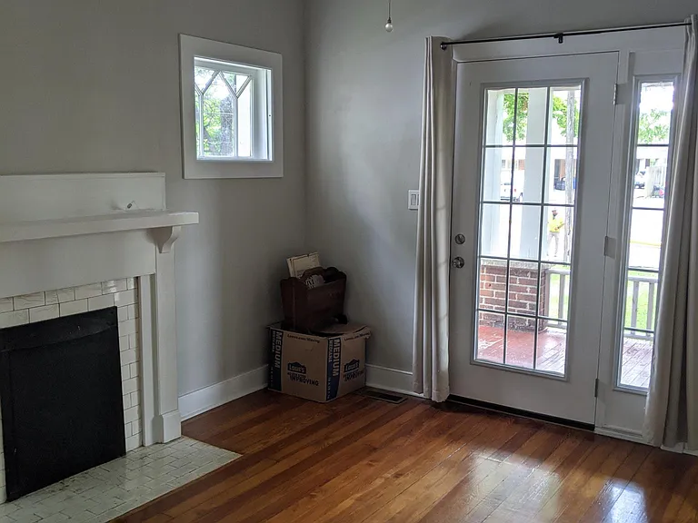 725 Cramer Ave — Photo 4