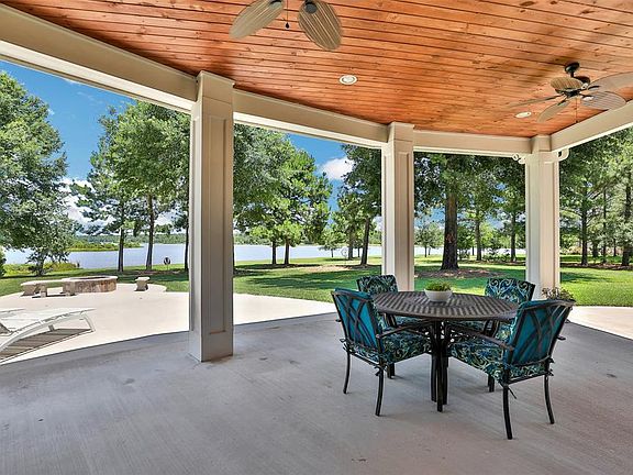 5th image of 310 Lakeside Hills Dr
