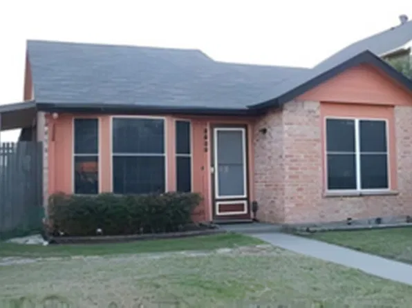 9909 Pack Saddle Trl, Fort Worth, TX 76108