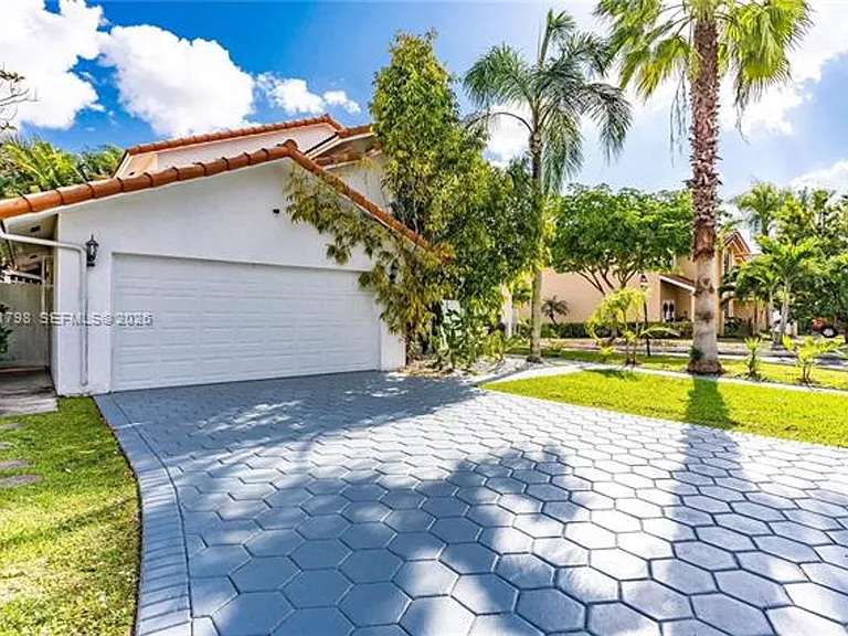 8909 SW 108th Circle Ct #8909 — Photo 24