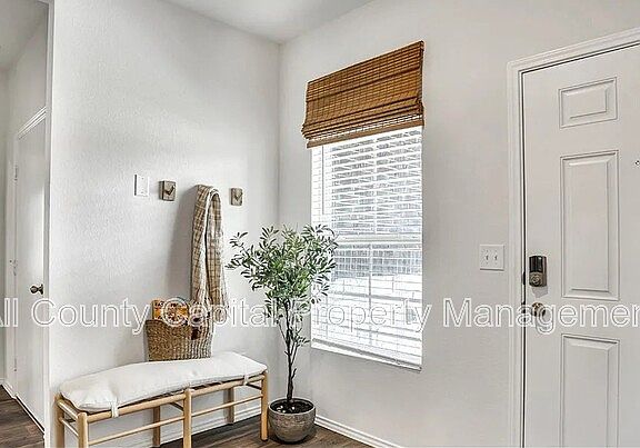 5th image of 11524 Rush Ln