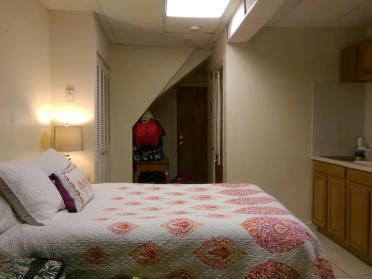 525 Newbury St #B1 — Photo 8