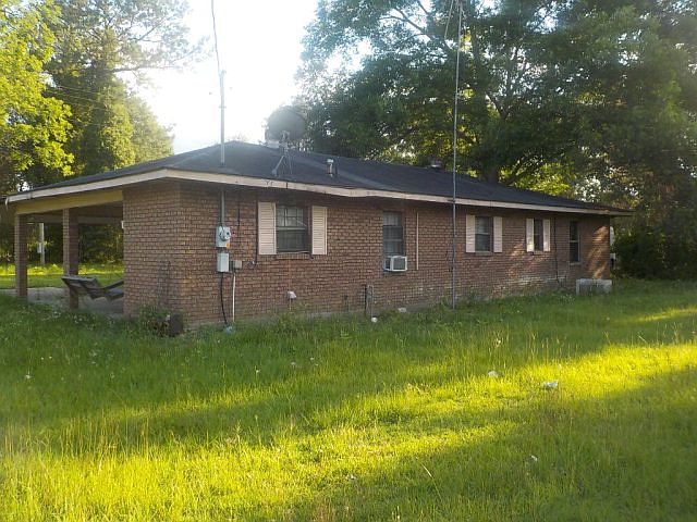 2nd image of 1432 Highway 587
