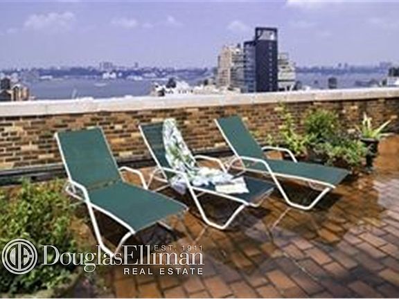 4th image of 460 W 24th St APT 9A