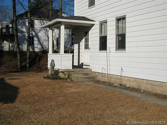 Covered side entry porch wi...