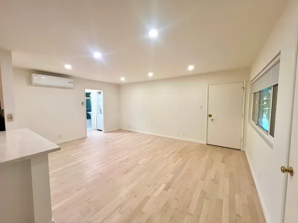 3335 Rowena Ave #5, Los Angeles, CA 90027