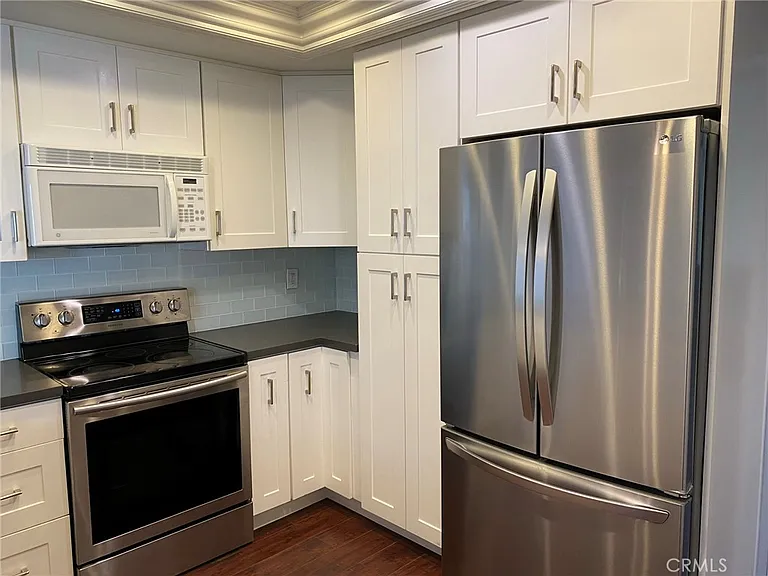 21 Seaview Dr S — Photo 15