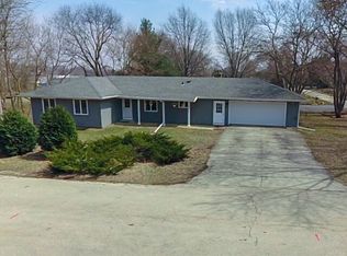 5802 Ethel Ave, Crystal Lake, IL 60014