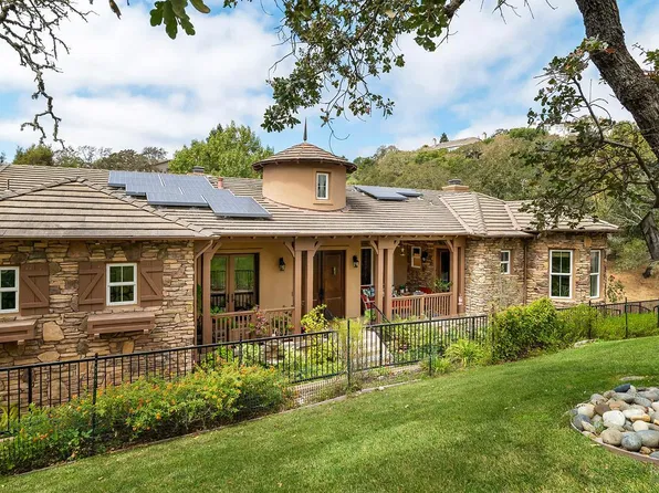 128 Stonetree Lane, Novato, CA 94945