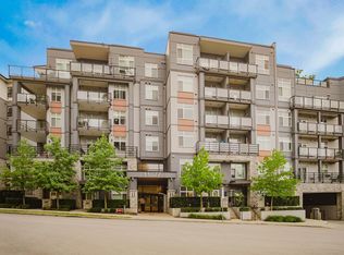 11077 Ravine Rd #4, Surrey, BC V3T 3X5