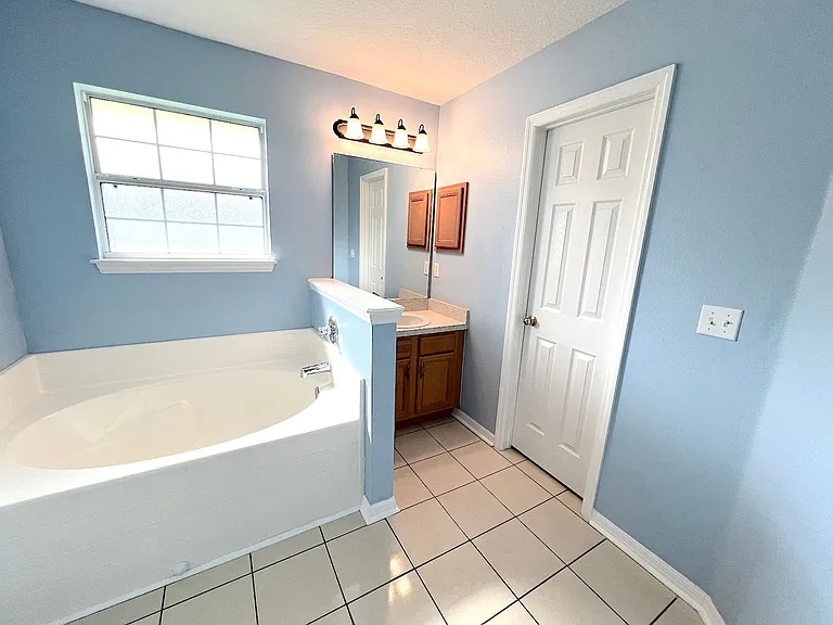 70 Pheasant Dr — Photo 15