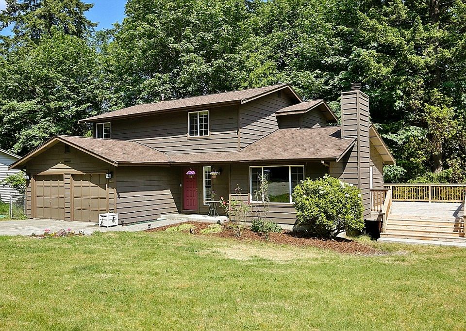 1st image of 4611 Basswood Ct SE