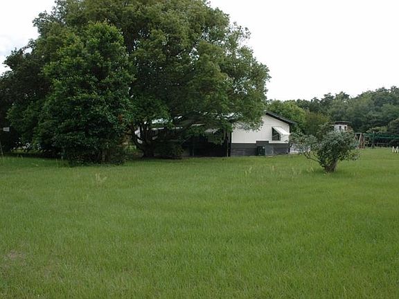 4th image of 12931 Vineland St