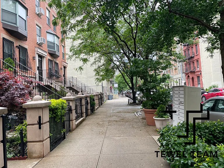508 Manhattan Ave #2CC — Photo 17