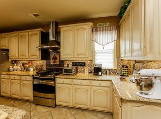 1013 Hayden Ln, Aubrey, TX 76227