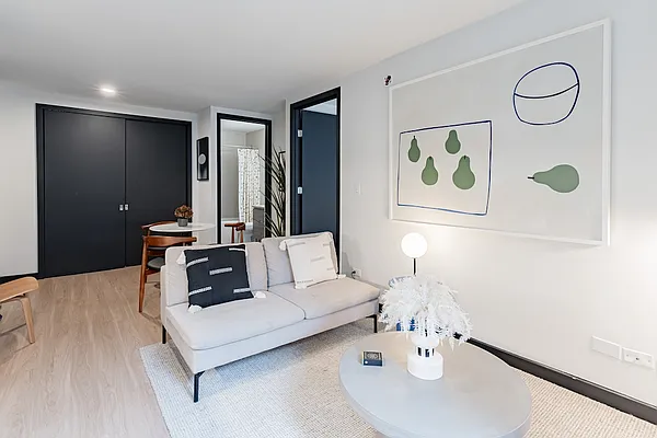 Rented by Greystar | media 2