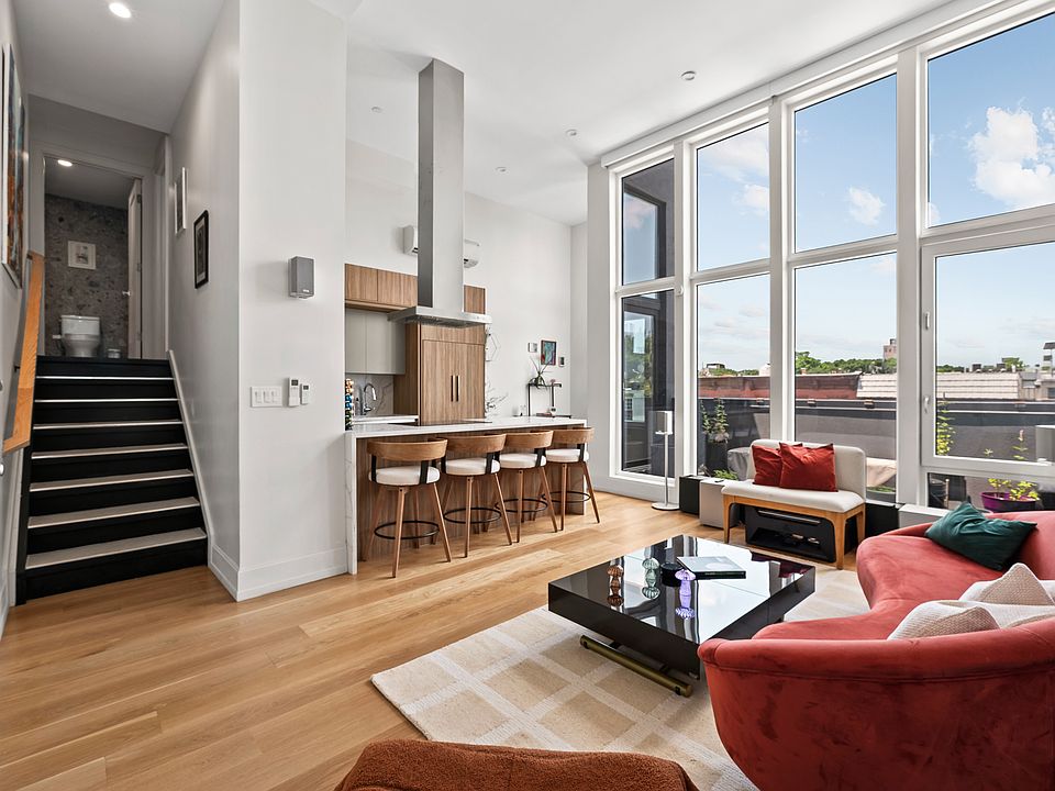 1st image of 1066 Jefferson Ave Penthouse 4A